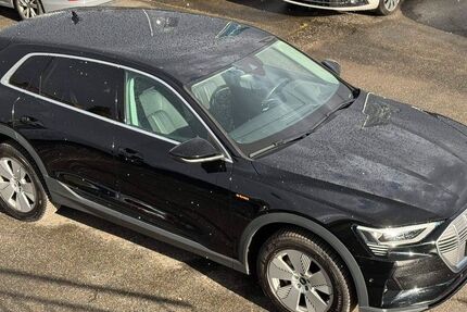 Audi e-tron 53.190 km 29.980 &euro; Schwabach 91126