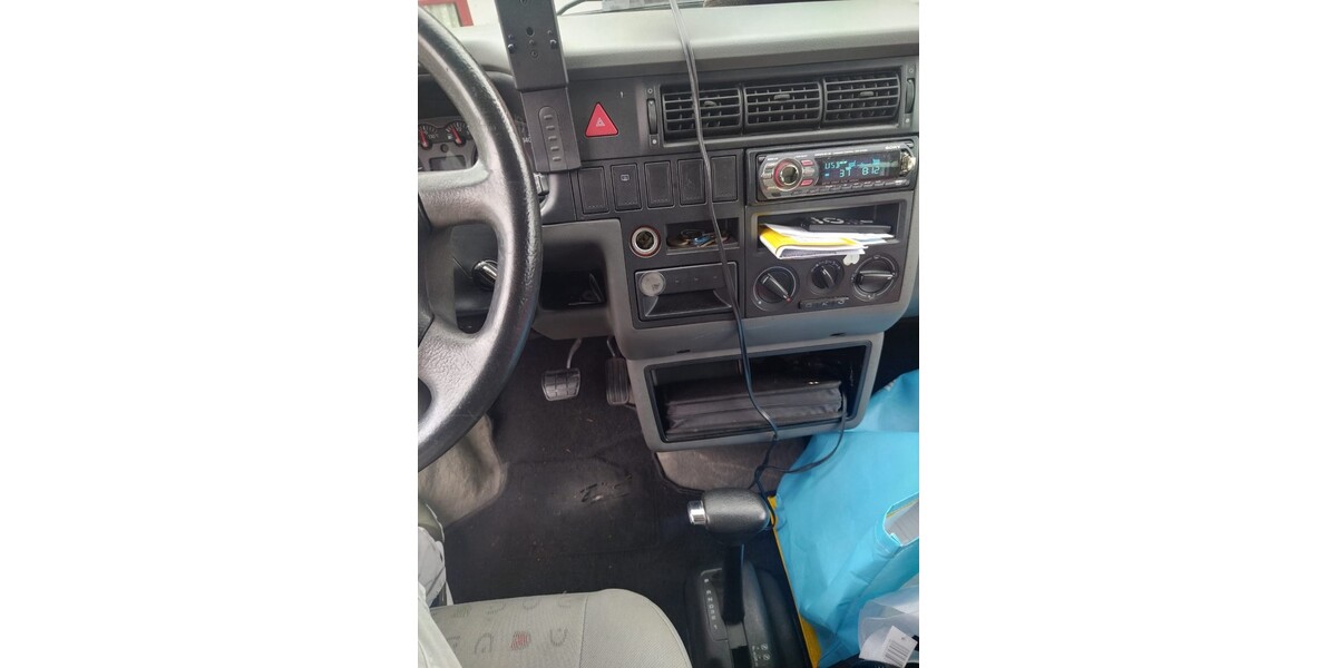 VW T4 Multivan 361.000 km 6.900 &euro; Winkelhaid 90610