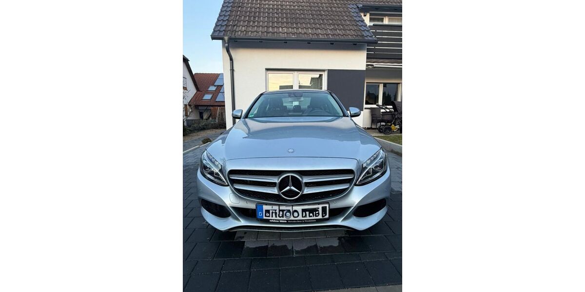 Mercedes-Benz 250 242.500 km 12.000 &euro; Feucht 90537