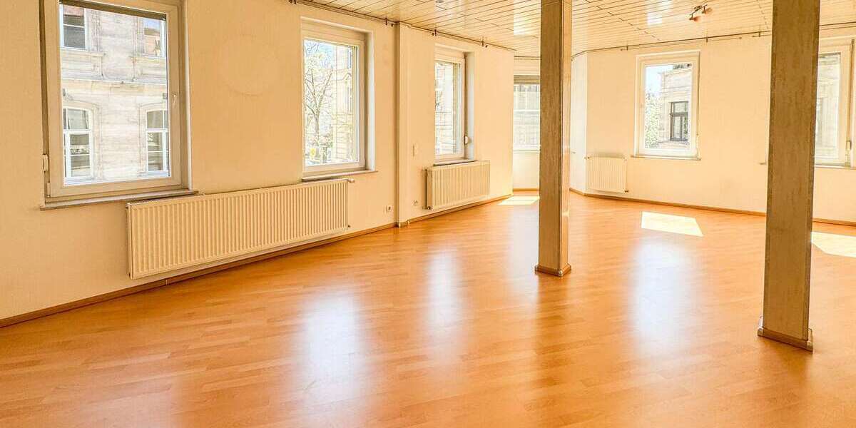 Etagenwohnung Fürth Altstadt - 4 Zimmer, 120 m&sup2;, 349.900&euro; | Angebot:26554068