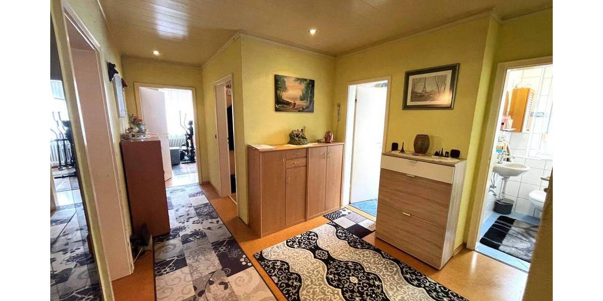 Etagenwohnung Nürnberg Schoppershof - 4 Zimmer, 95 m&sup2;, 250.000&euro; | Angebot:25996007