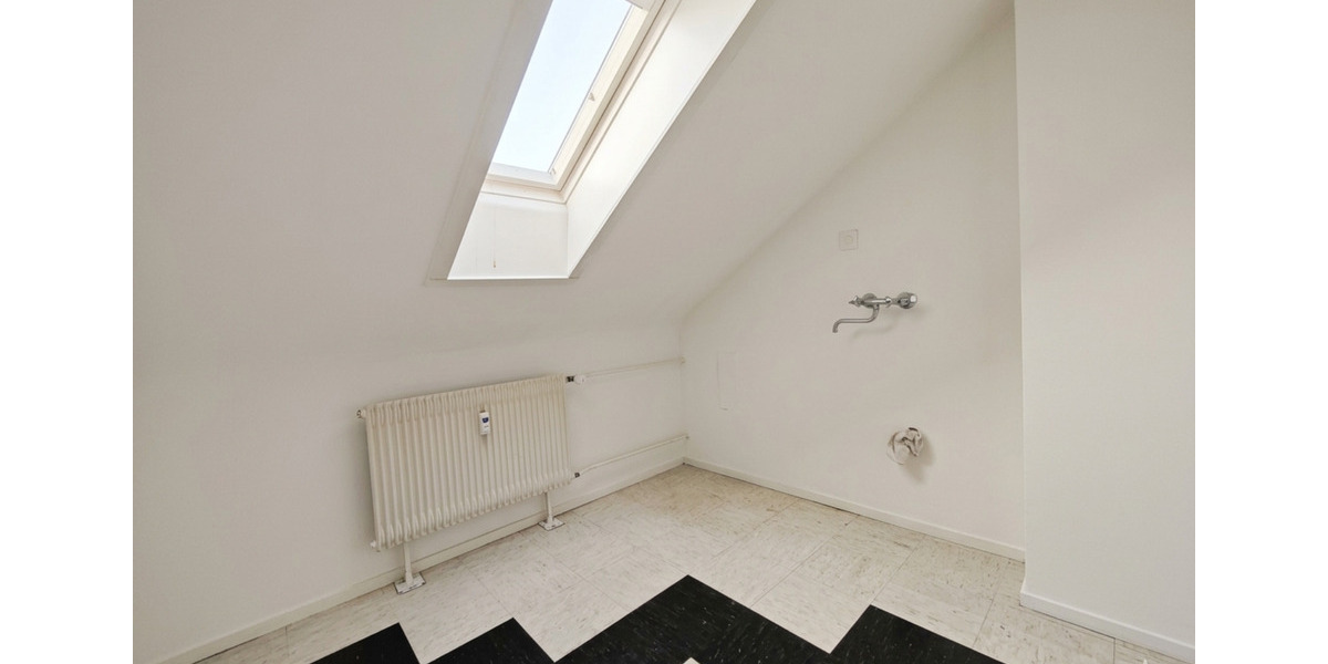 Etagenwohnung Oberasbach - 5 Zimmer, 96 m&sup2;, 832&euro; | Angebot:25812661