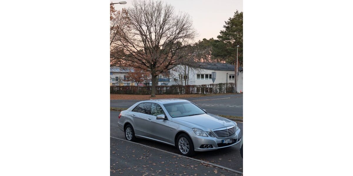 Mercedes-Benz E 200 164.000 km 8.000 &euro; Erlangen 91056