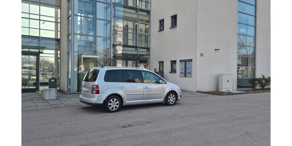 VW Touran 200.000 km 4.470 &euro; Nürnberg 90431
