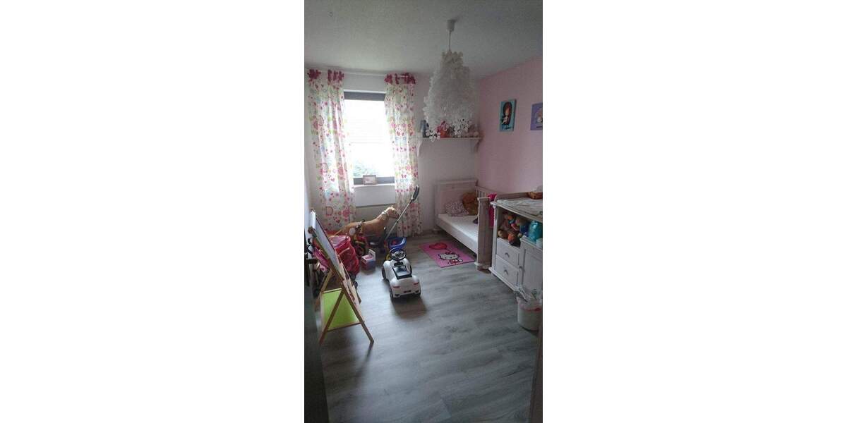 Bungalow Heroldsberg - 6 Zimmer, 200 m&sup2;, 695.000&euro; | Angebot:25752902