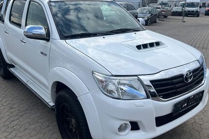Toyota Hilux 260.000 km 13.600 &euro; Nürnberg 90431