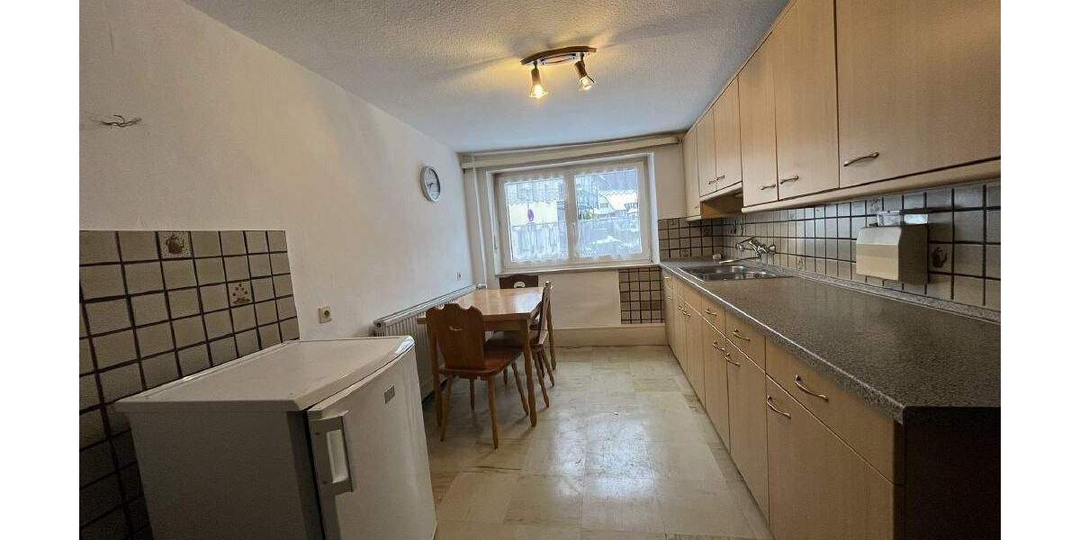 Einfamilienhaus Burgthann - 7 Zimmer, 143 m&sup2;, 319.000&euro; | Angebot:25667536