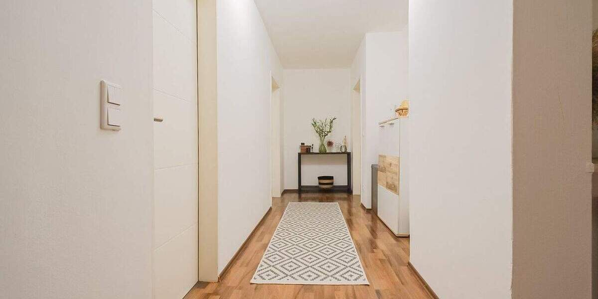 Etagenwohnung Roth Rothaurach - 4 Zimmer, 110 m&sup2;, 319.000&euro; | Angebot:25821855