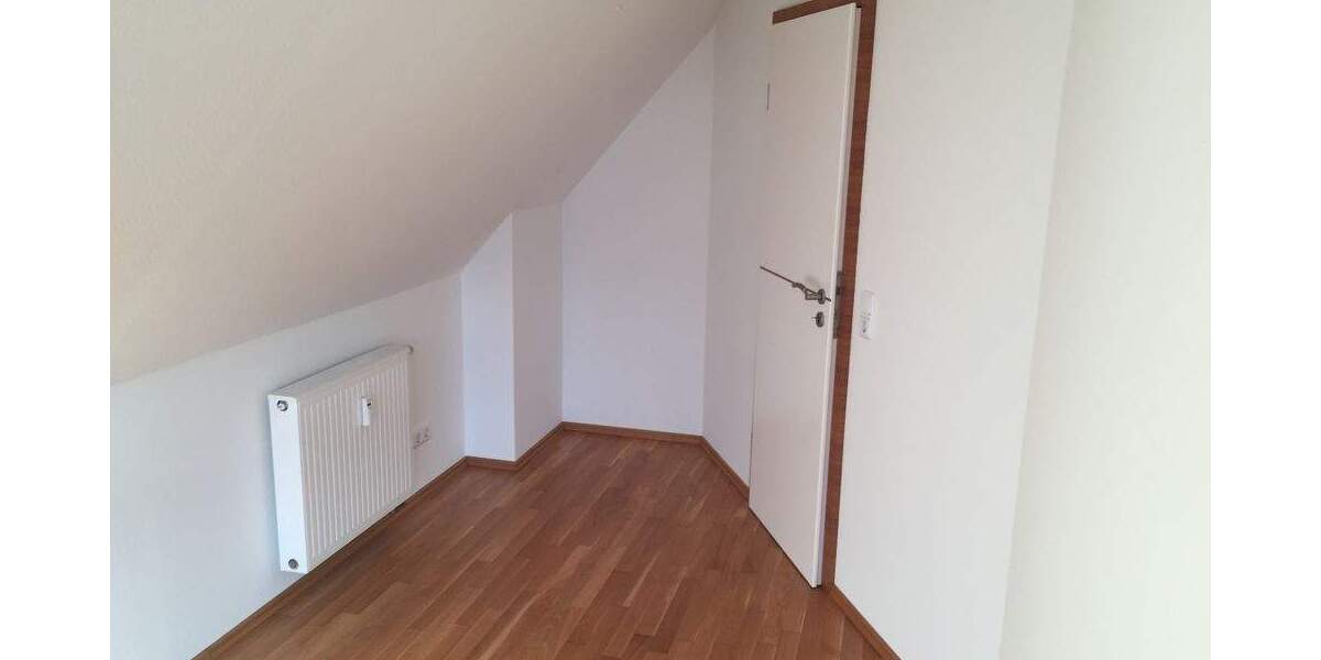 Etagenwohnung Nürnberg Neukatzwang - 5 Zimmer, 110 m&sup2;, 1.450&euro; | Angebot:25865352