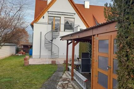 Wohnung Langenzenn - 3.5 Zimmer, 86 m&sup2;, 975&euro; | Angebot:25445182