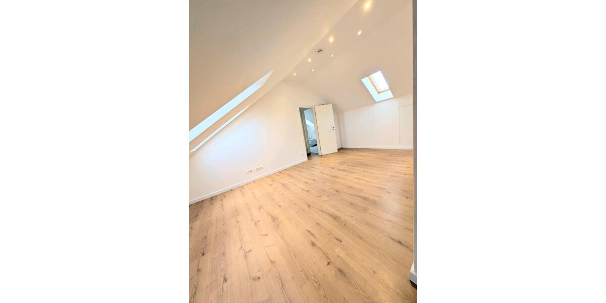 Maisonettenwohnung Zirndorf - 4 Zimmer, 107 m&sup2;, 1.980&euro; | Angebot:25964167