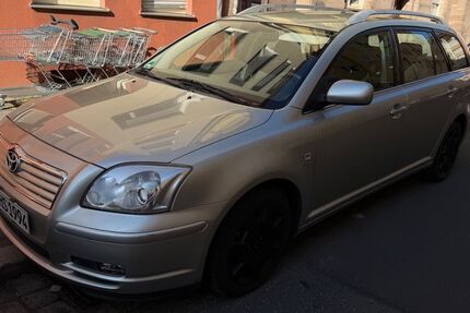 Toyota Avensis 164.690 km 3.400 &euro; Nürnberg 90443