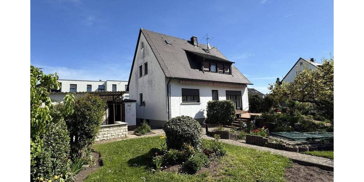 Mehrfamilienhaus, Wohnhaus Fürth Burgfarrnbach - 5 Zimmer, 120 m&sup2;, 445.000&euro; | Angebot:26805301