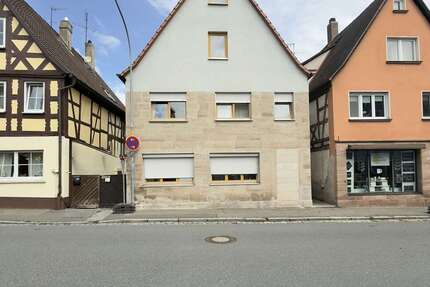 Haus Wilhermsdorf - 9 Zimmer, 250 m&sup2;, 289.000&euro; | Angebot:26661608
