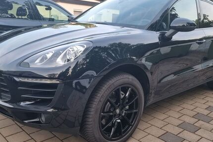Porsche Macan 329.000 km 20.300 &euro; Nürnberg 90431