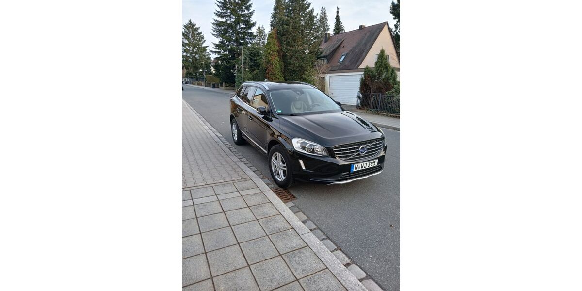Volvo XC60 102.000 km 17.200 &euro; Nürnberg 90475