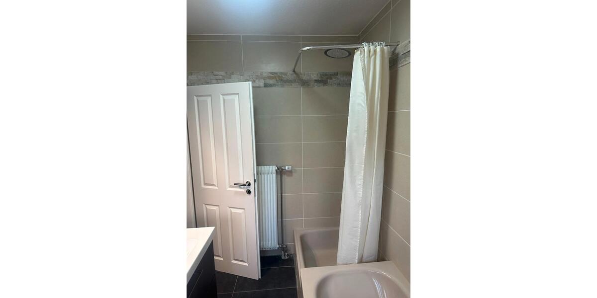 Etagenwohnung Nürnberg Herrnhütte - 3 Zimmer, 80 m&sup2;, 1.250&euro; | Angebot:26004632