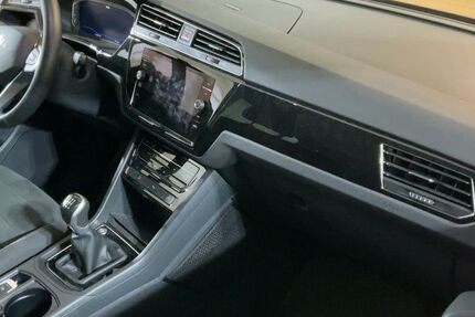 VW Touran 15.800 km 33.970 &euro; Nürnberg 90482