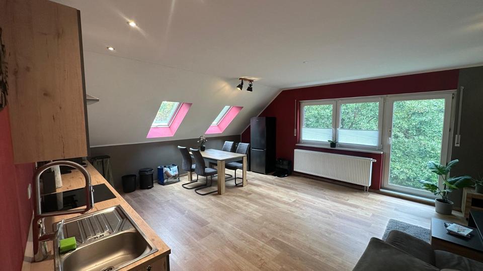 Dachgeschoßwohnung Schwabach - 3 Zimmer, 80 m&sup2;, 1.020&euro; | Angebot:25925057