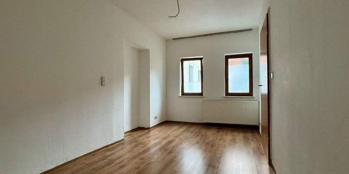 Etagenwohnung Fürth Dambach - 6 Zimmer, 158 m&sup2;, 399.000&euro; | Angebot:25671105
