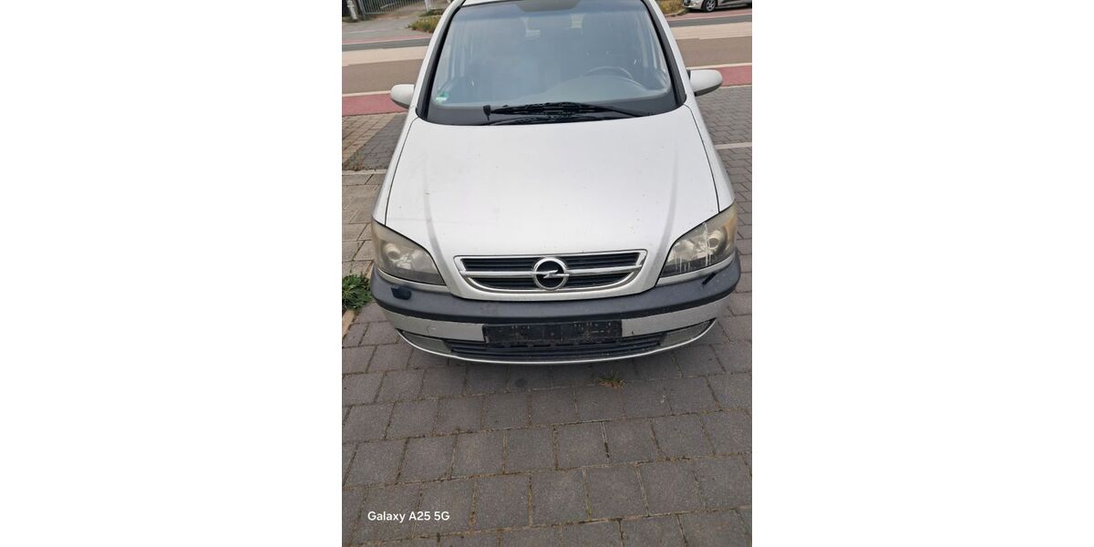 Opel Zafira 190.000 km 2.400 &euro; nürnberg 90443