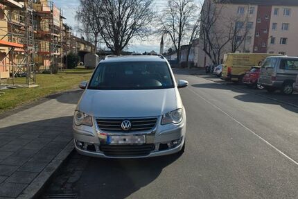 VW Touran 336.528 km 2.500 &euro; Nürnberg 90451