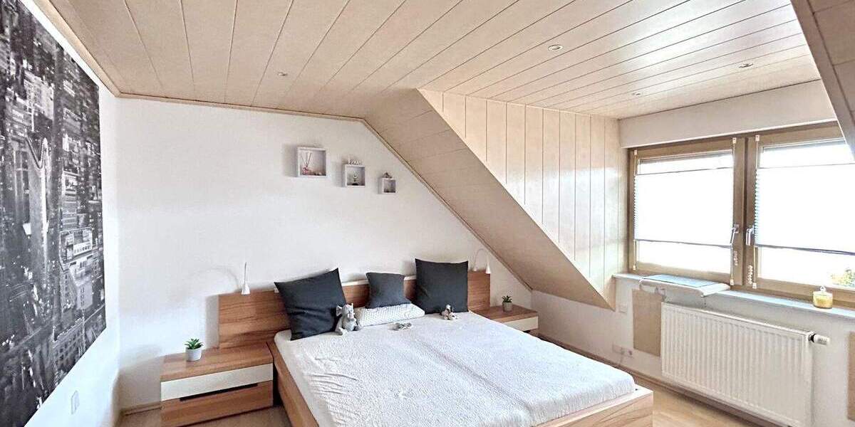 Mehrfamilienhaus, Wohnhaus Langensendelbach - 7 Zimmer, 237 m&sup2;, 664.000&euro; | Angebot:25701556