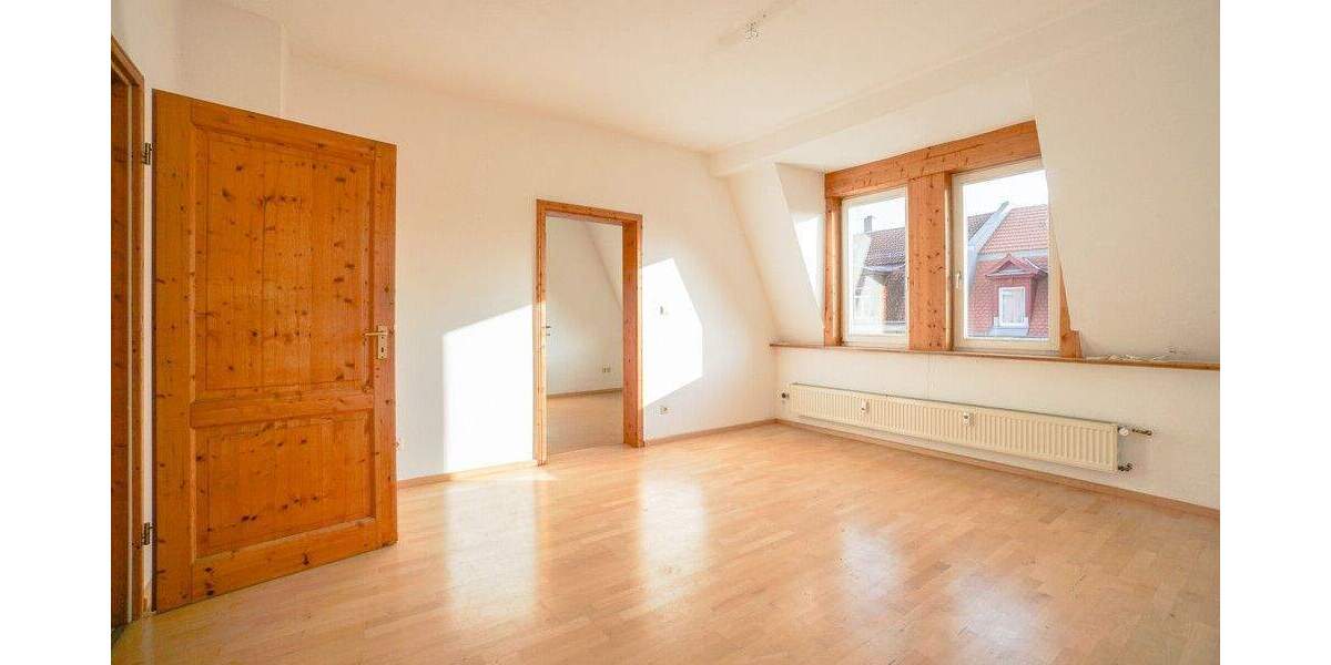 Etagenwohnung Nürnberg Gostenhof - 4 Zimmer, 124 m&sup2;, 418.000&euro; | Angebot:25879171