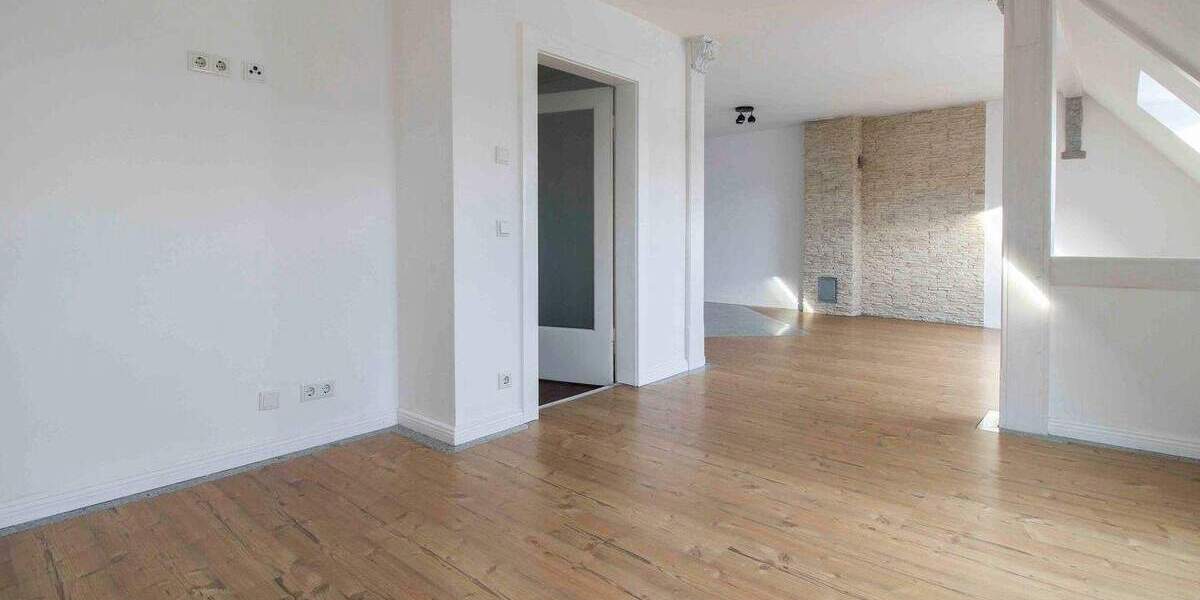 Mehrfamilienhaus, Wohnhaus Fürth Unterfarrnbach - 7 Zimmer, 230 m&sup2;, 528.000&euro; | Angebot:25865171