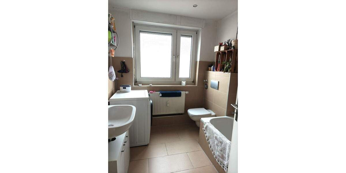 Etagenwohnung Nürnberg Steinbühl - 3 Zimmer, 62 m&sup2;, 710&euro; | Angebot:25845704