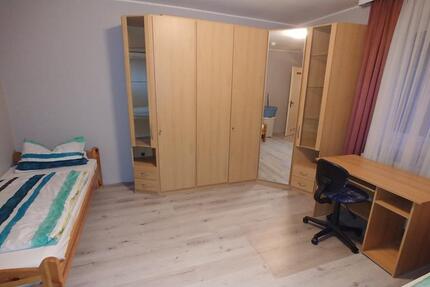 Wohnung Nürnberg Sankt Leonhard - 3 Zimmer, 72 m&sup2;, 1.000&euro; | Angebot:25440143