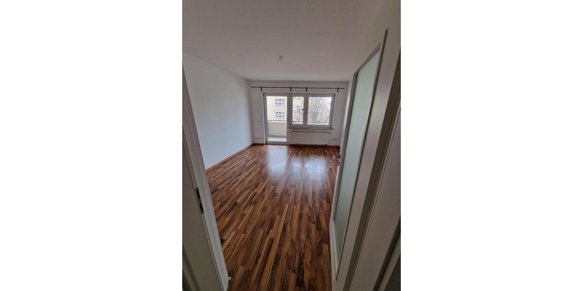 Etagenwohnung Nürnberg Kleinweidenmühle - 3 Zimmer, 70 m&sup2;, 295.000&euro; | Angebot:26036572