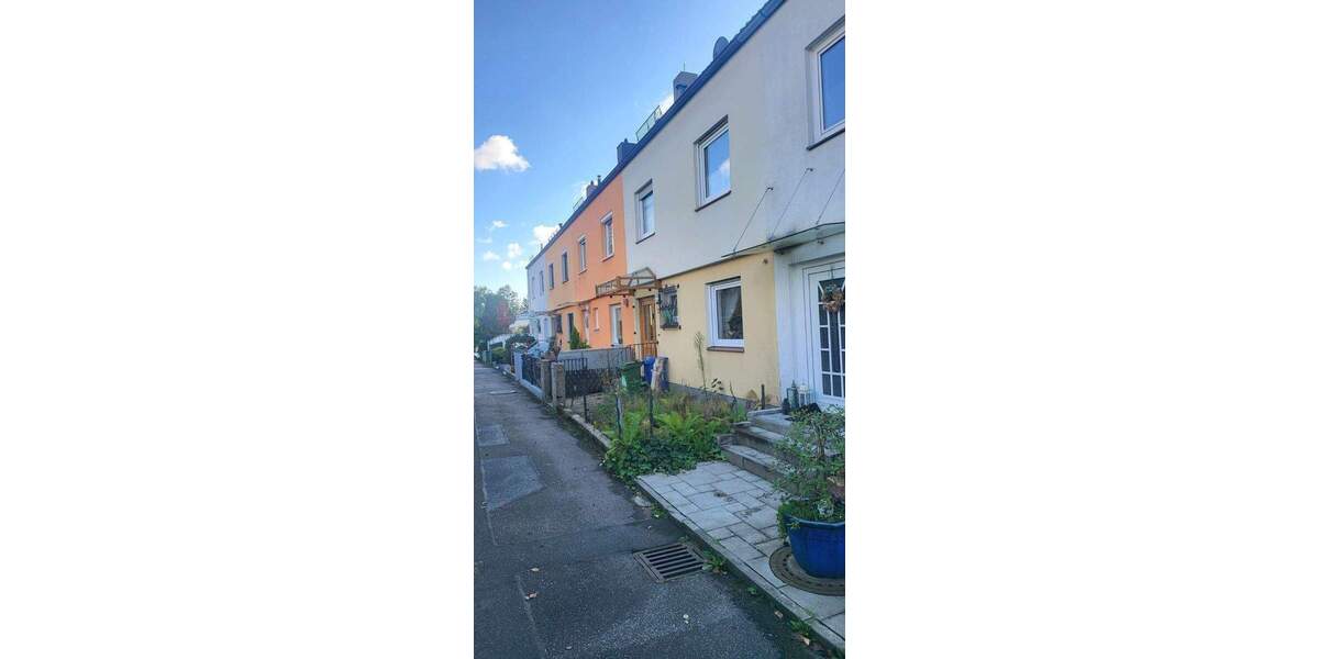 Reihenmittelhaus Fürth Oberfürberg - 5 Zimmer, 130 m&sup2;, 430.000&euro; | Angebot:25996189