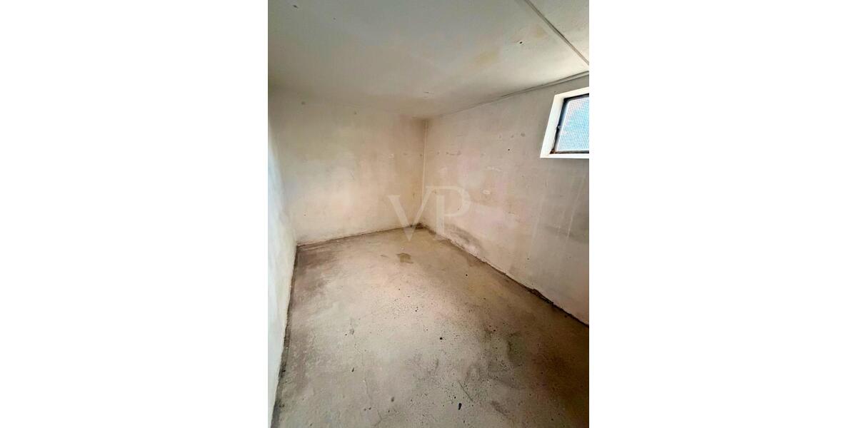 Etagenwohnung Neustadt an der Aisch - 5.5 Zimmer, 120 m&sup2;, 900&euro; | Angebot:25215765