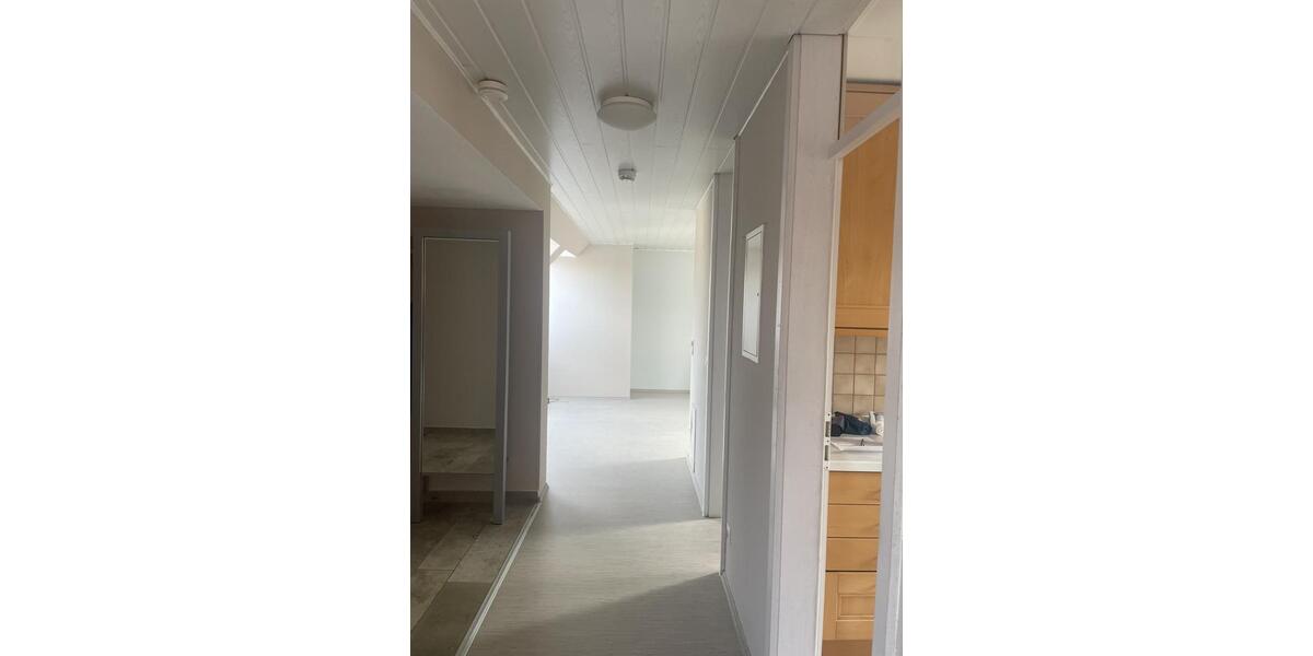 Dachgeschoßwohnung Nürnberg Holzheim - 2 Zimmer, 67 m&sup2;, 737&euro; | Angebot:26560857