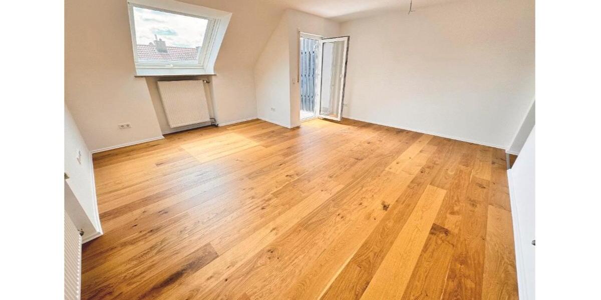 Dachgeschoßwohnung Roth - 3 Zimmer, 58 m&sup2;, 950&euro; | Angebot:25964210