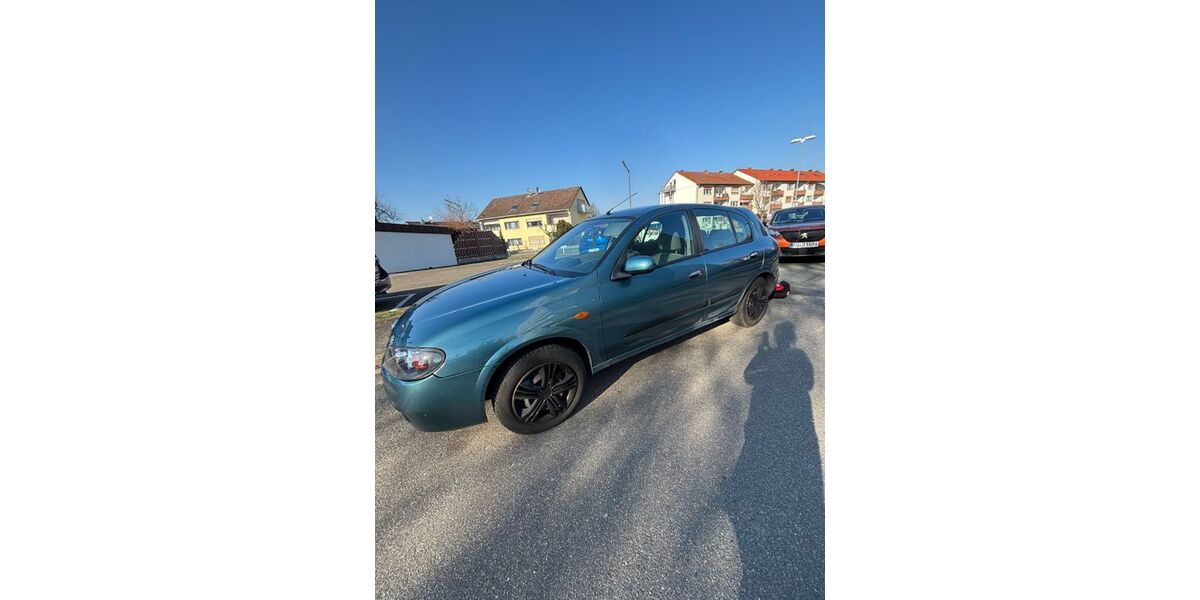 Nissan Almera 192.000 km 850 &euro; Nürnberg 90461