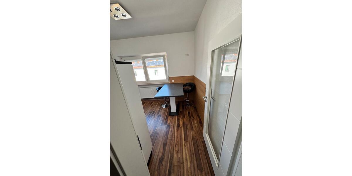 Etagenwohnung Neustadt an der Aisch - 3 Zimmer, 105 m&sup2;, 899&euro; | Angebot:25807270