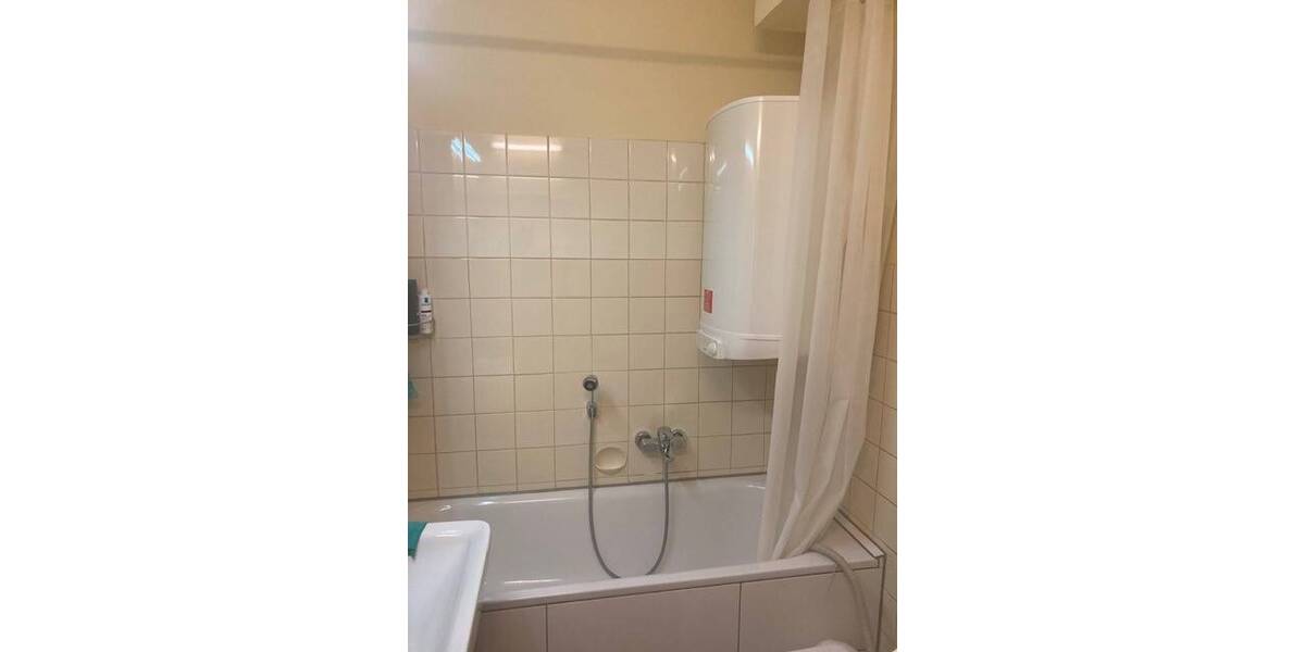 Etagenwohnung Nürnberg St Johannis - 3 Zimmer, 68 m&sup2;, 720&euro; | Angebot:25704296