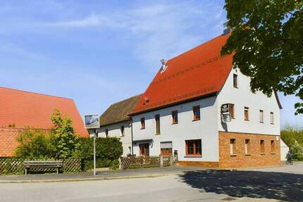 Haus Lauf an der Pegnitz Bullach - 9 Zimmer, 110 m&sup2;, 700.000&euro; | Angebot:25672588