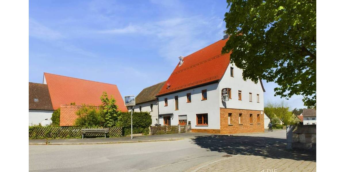 Mehrfamilienhaus, Wohnhaus Lauf an der Pegnitz Bullach - 9 Zimmer, 110 m&sup2;, 700.000&euro; | Angebot:25672588