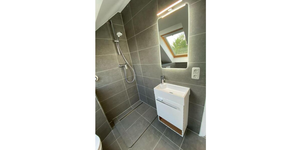 Etagenwohnung Cadolzburg - 3 Zimmer, 84 m&sup2;, 990&euro; | Angebot:25900571