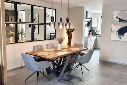 Haus Adelsdorf - 5 Zimmer, 163 m&sup2;, 589.000&euro; | Angebot:25819226