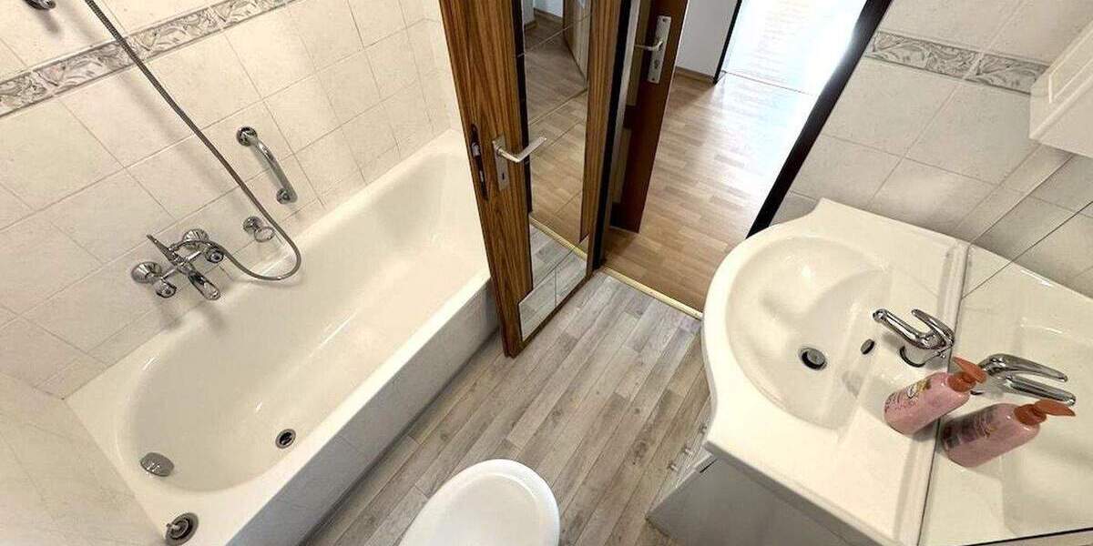 Doppelhaushälfte Lauf Heuchling - 8 Zimmer, 180 m&sup2;, 415.000&euro; | Angebot:25713719