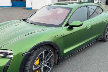 Porsche Taycan 89.900 km 62.450 &euro; Röttenbach 91341