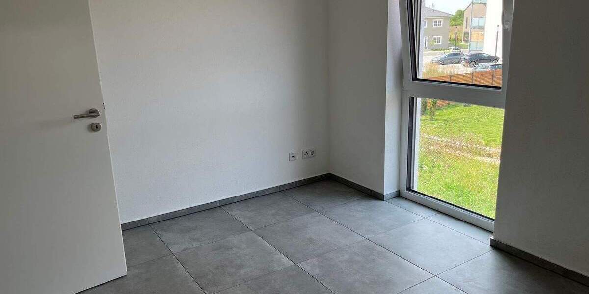 Doppelhaushälfte Markt Erlbach Eschenbach - 5 Zimmer, 121 m&sup2;, 1.690&euro; | Angebot:25666569