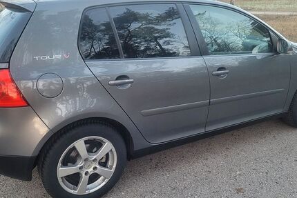 VW Golf 218.000 km 2.799 &euro; Erlangen 91058