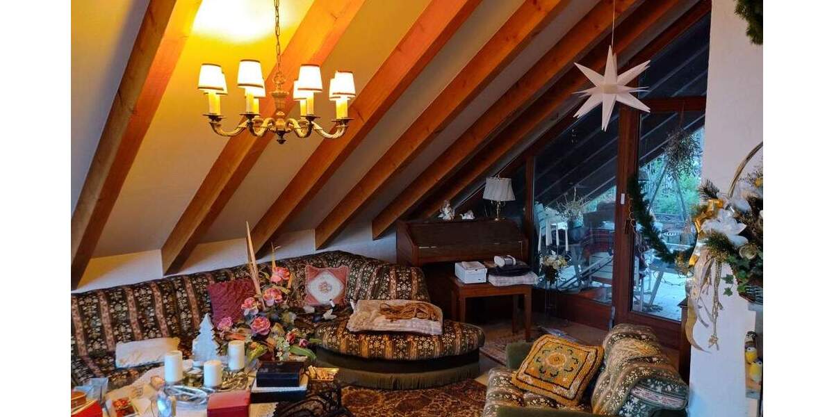 Einfamilienhaus Cadolzburg - 7 Zimmer, 163 m&sup2;, 599.000&euro; | Angebot:25679958