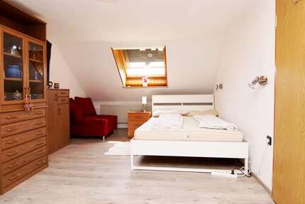Wohnung Roßtal - 2 Zimmer, 49 m&sup2;, 350&euro; | Angebot:27306399