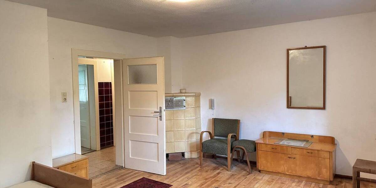 Einfamilienhaus Weisendorf / Oberlindach Oberlindach - 9 Zimmer, 205 m&sup2;, 1.595&euro; | Angebot:25672959